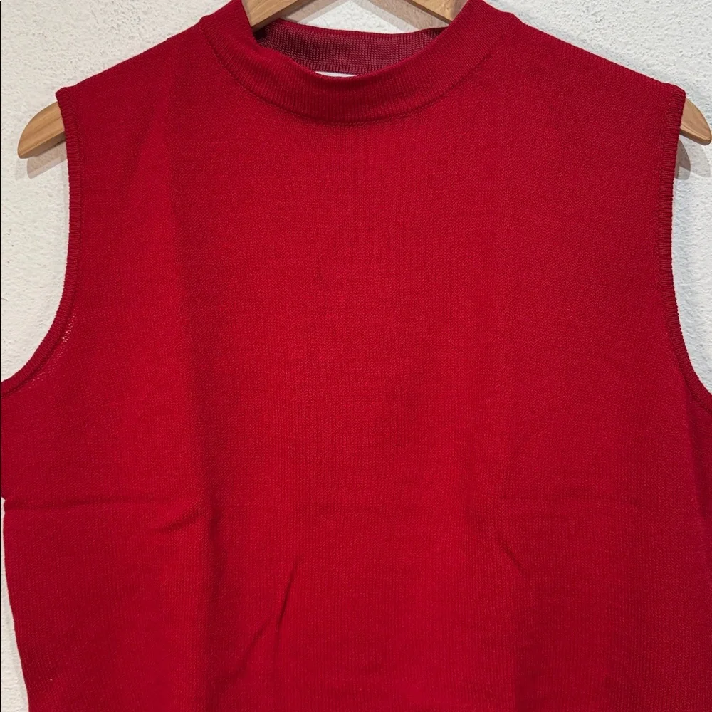 St. John Bold Red Sleeveless Tank Top size Large - Picture 2 of 8